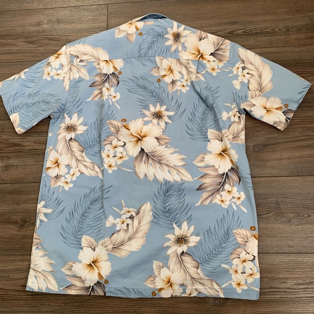 Hawaiian Shirt - Picture 6 of 6
